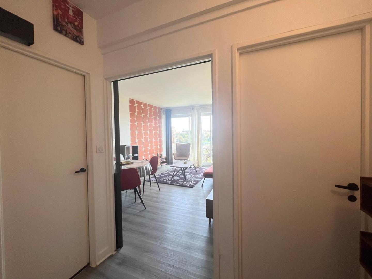 Le Retro - Splendide Appartement Poitiers Eksteriør bilde